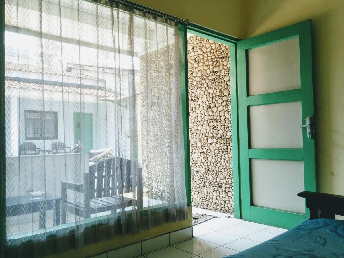 Hotel Gunung Slamet ปูร์โวเคอร์โต ภายนอก รูปภาพ
