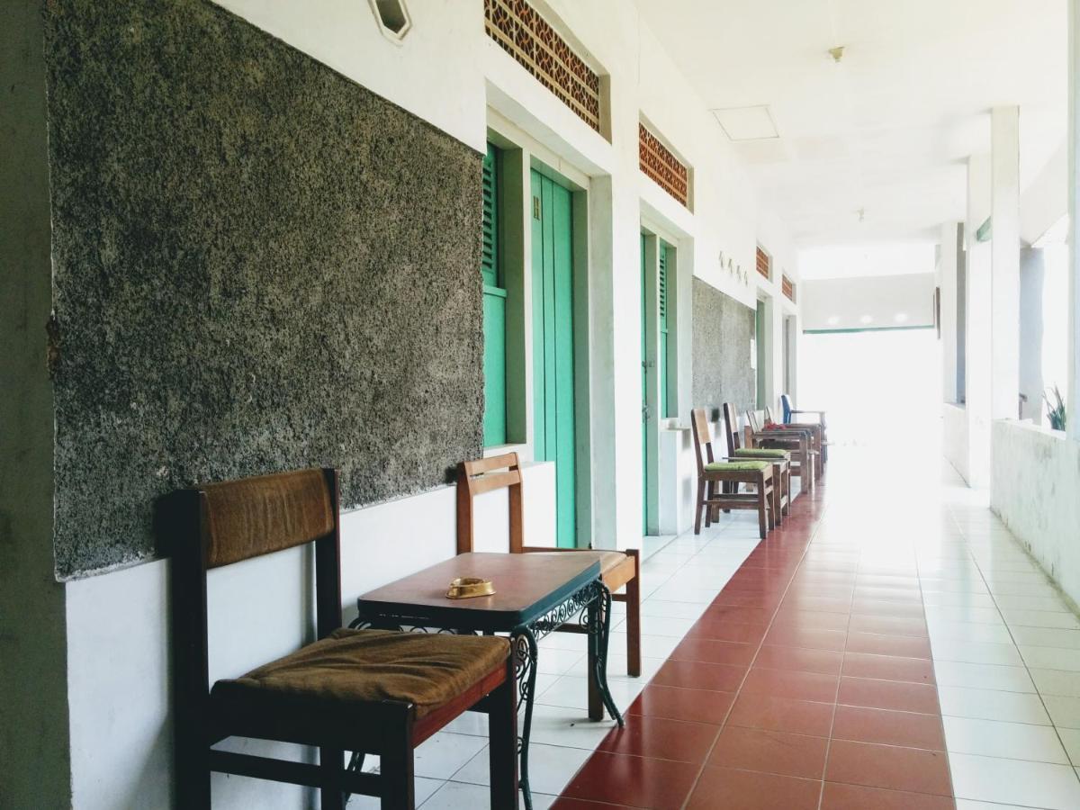 Hotel Gunung Slamet ปูร์โวเคอร์โต ภายนอก รูปภาพ