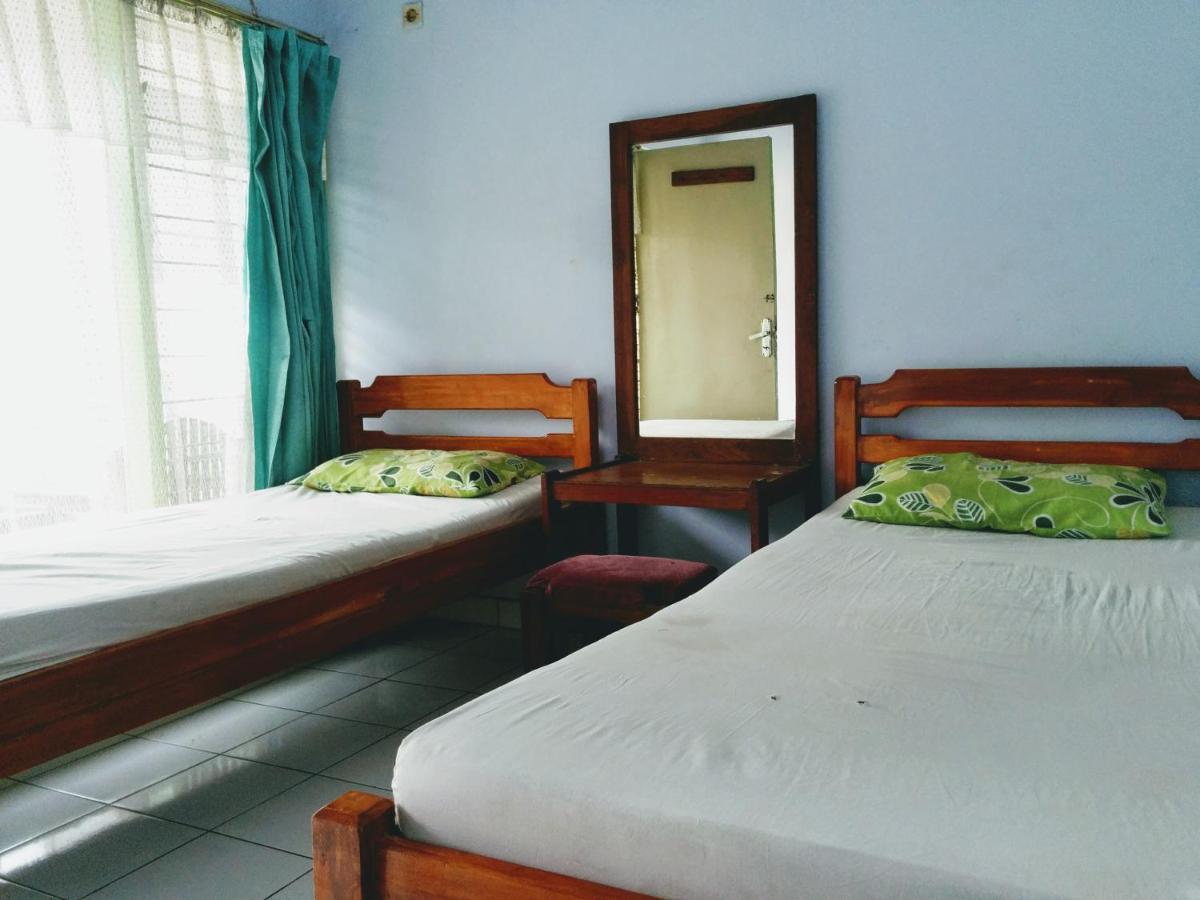 Hotel Gunung Slamet ปูร์โวเคอร์โต ภายนอก รูปภาพ