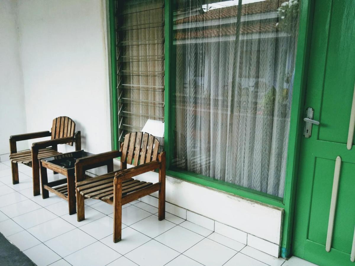 Hotel Gunung Slamet ปูร์โวเคอร์โต ภายนอก รูปภาพ